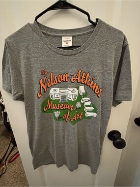 Nelson-Atkins Museum of Art Graphic Tee - Gray with Orange & Green